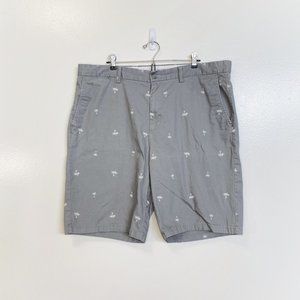 🌿 Old Navy | Grey Palm Tree Print Shorts